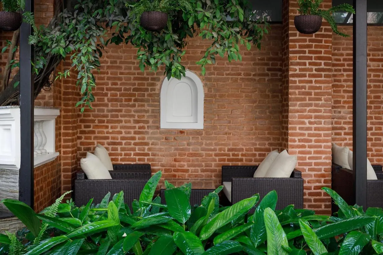 Hotel Thrive, A Tropical Courtyard Катманду