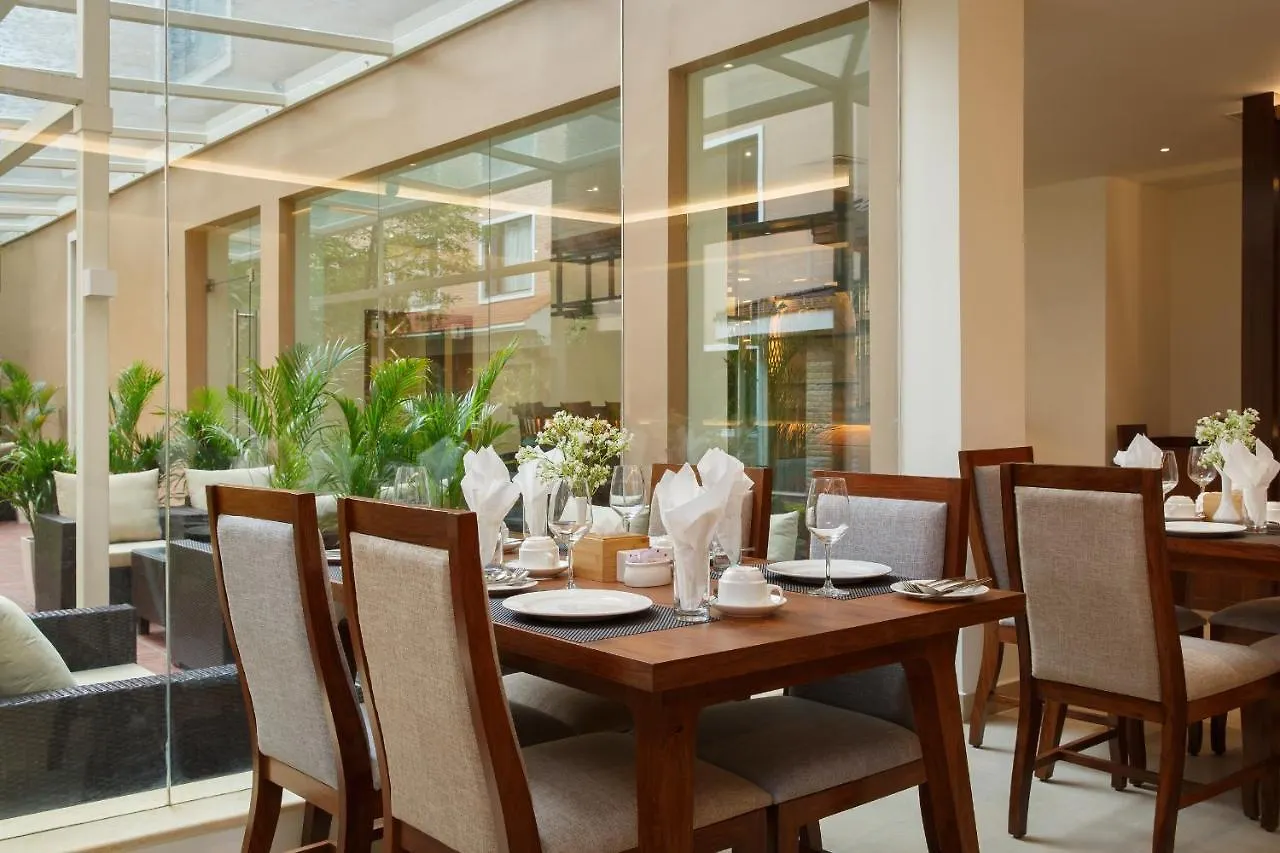 Hotel Thrive, A Tropical Courtyard Катманду 4*,
