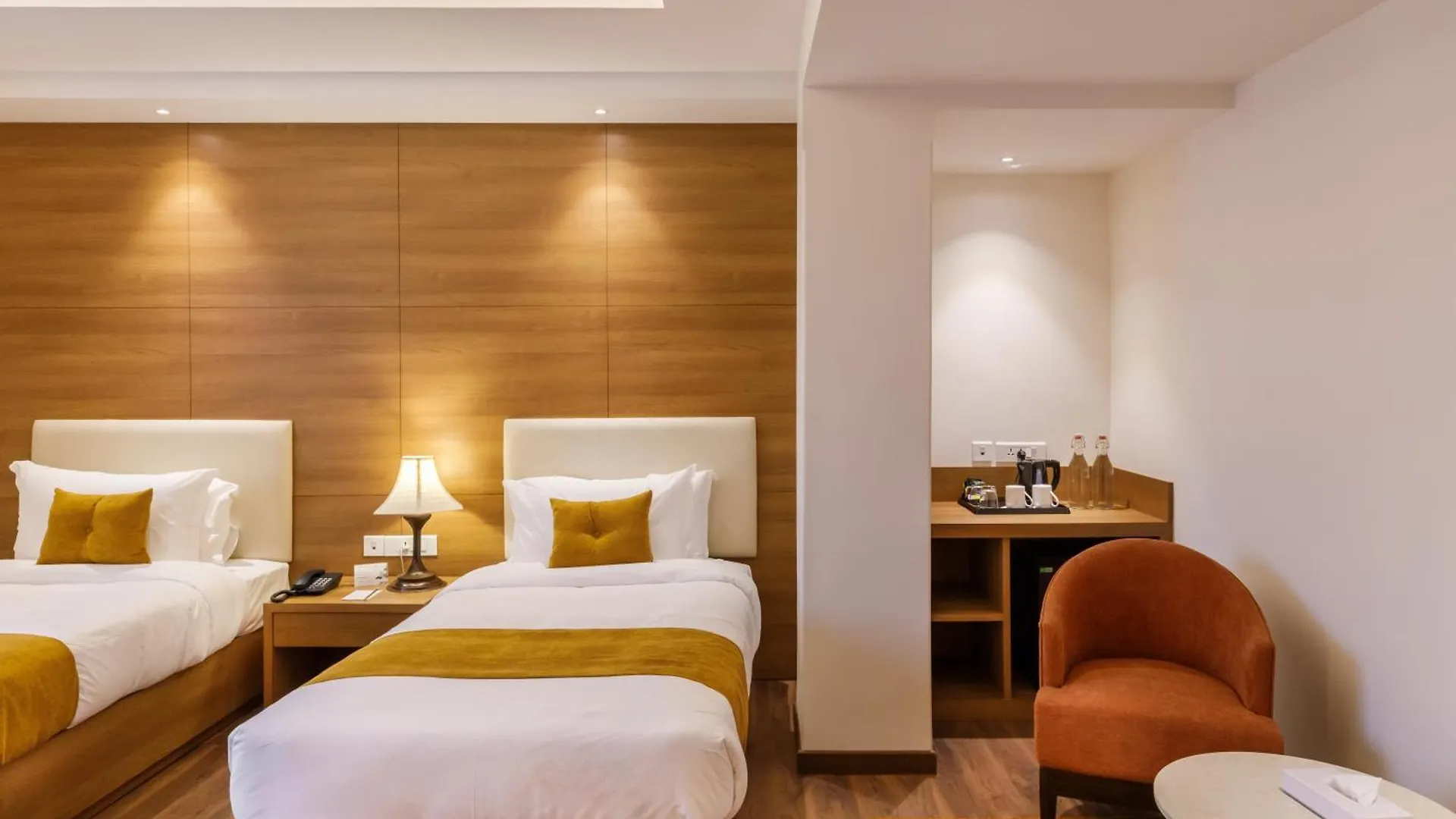 Hotel Thrive, A Tropical Courtyard Катманду