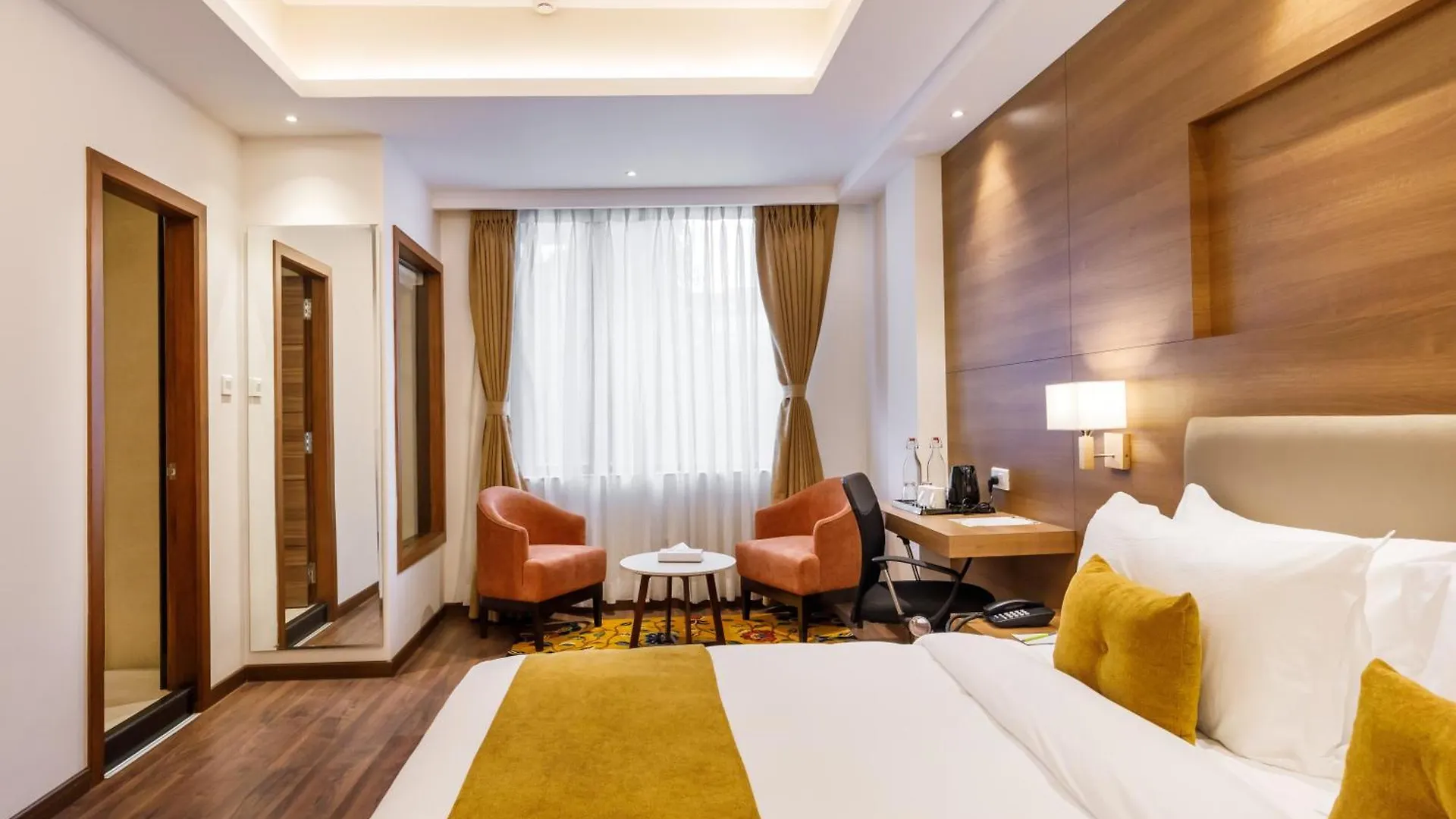 Hotel Thrive, A Tropical Courtyard Катманду 4*,  Непал